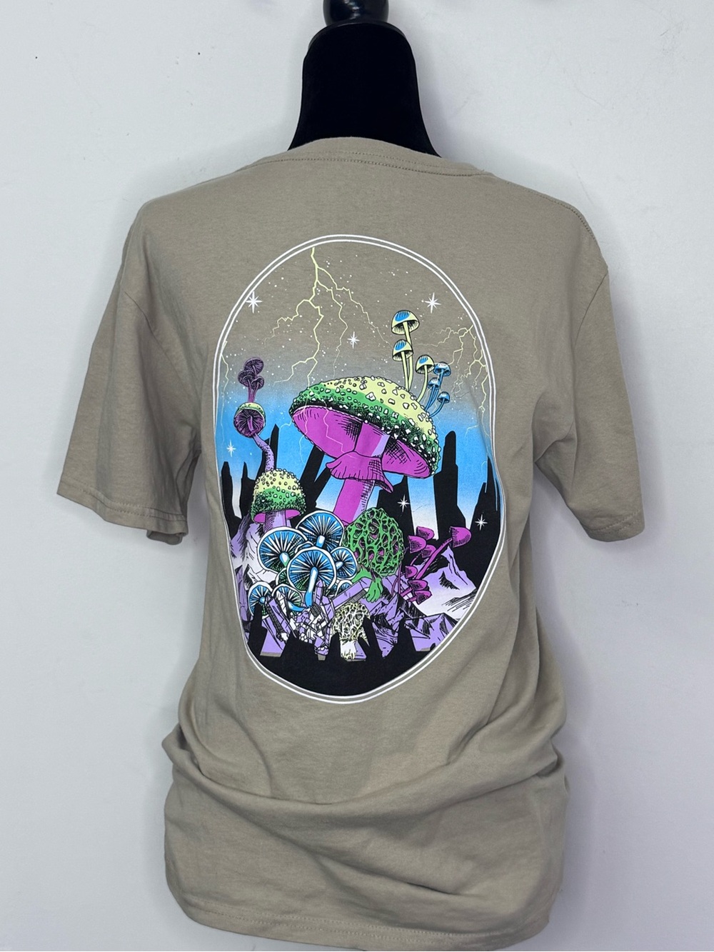 Miken Psychedelic Mushroom Graphic T-Shirt Olive Adult Medium